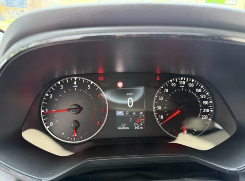 Renault Clio, снимка 9 - Автомобили и джипове - 52470287