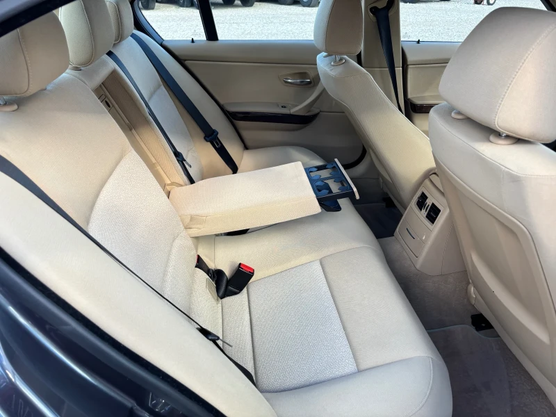 BMW 320 БЕНЗИН E90 170К.С, снимка 12 - Автомобили и джипове - 51967190