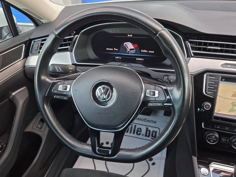 VW Passat 8 КОМБИ 2.0TDI/DIGITAL/HIGH-LINE, снимка 15 - Автомобили и джипове - 52122873