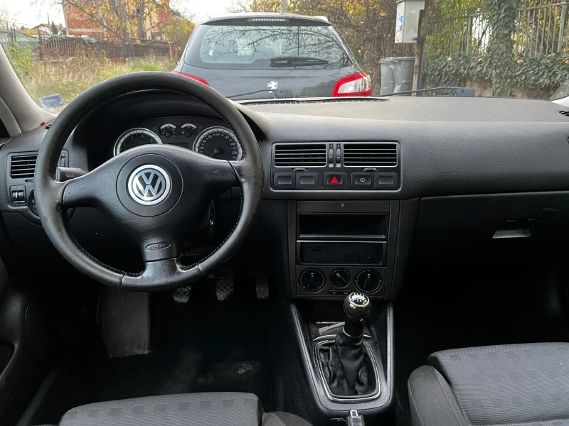 VW Bora, снимка 6 - Автомобили и джипове - 52369580
