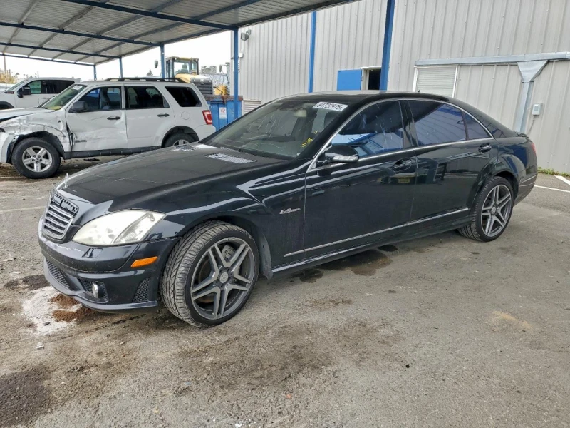 Mercedes-Benz S 63 AMG HARMAN/KARDON* MAСАЖИ* ОБДУХ* ABIENT* NIGHT VISION, снимка 3 - Автомобили и джипове - 52911189