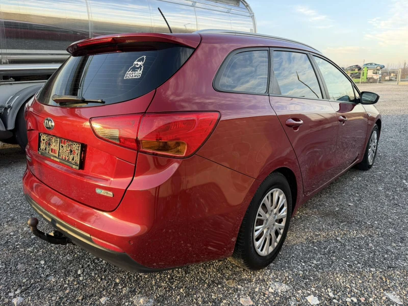 Kia Ceed 1.4 MPI* FACELIFT* NAVI* CAMERA* , снимка 3 - Автомобили и джипове - 52829470
