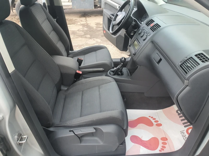VW Touran 1.9-TDI , снимка 13 - Автомобили и джипове - 53266100