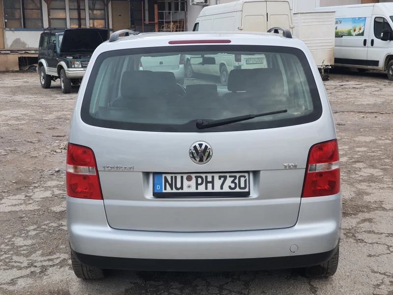 VW Touran 1.9-TDI , снимка 4 - Автомобили и джипове - 53266100
