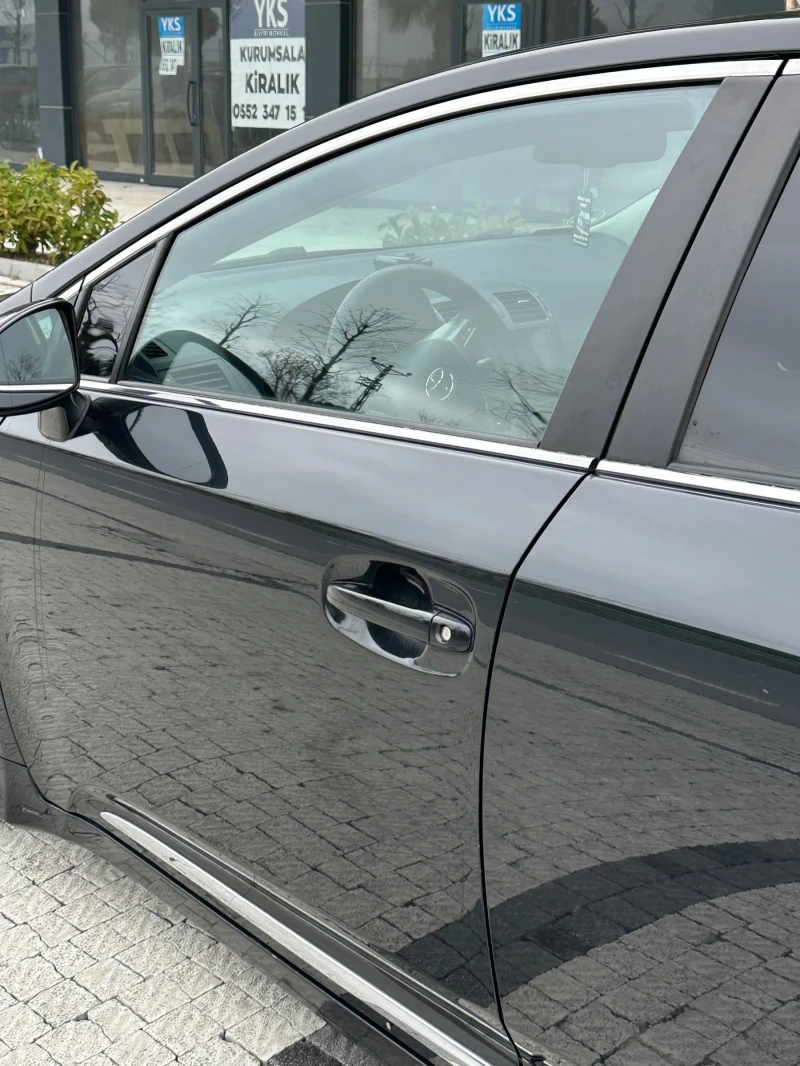 Toyota Avensis, снимка 5 - Автомобили и джипове - 53334907