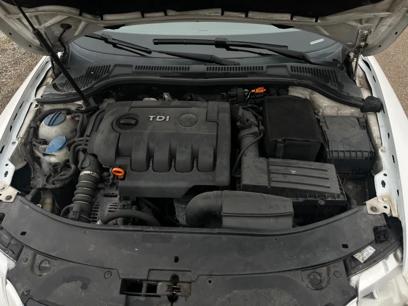 Skoda Superb 1.9 TDI, снимка 15 - Автомобили и джипове - 53467126