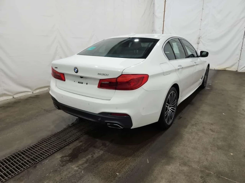 BMW 530 * 530I XDRIVE * CARFAX * ЦЕНА ДО БГ, снимка 4 - Автомобили и джипове - 53525886