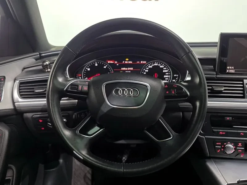 Audi A6 2.0 TDI, снимка 13 - Автомобили и джипове - 53685964