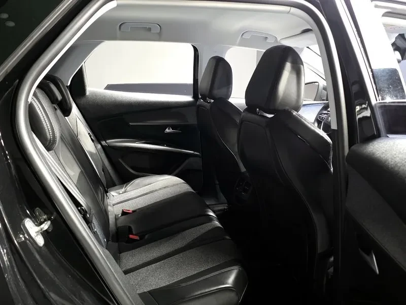 Peugeot 3008 1.6 BlueHDI, снимка 12 - Автомобили и джипове - 54298786