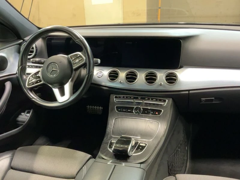Mercedes-Benz E 300, снимка 12 - Автомобили и джипове - 56119801