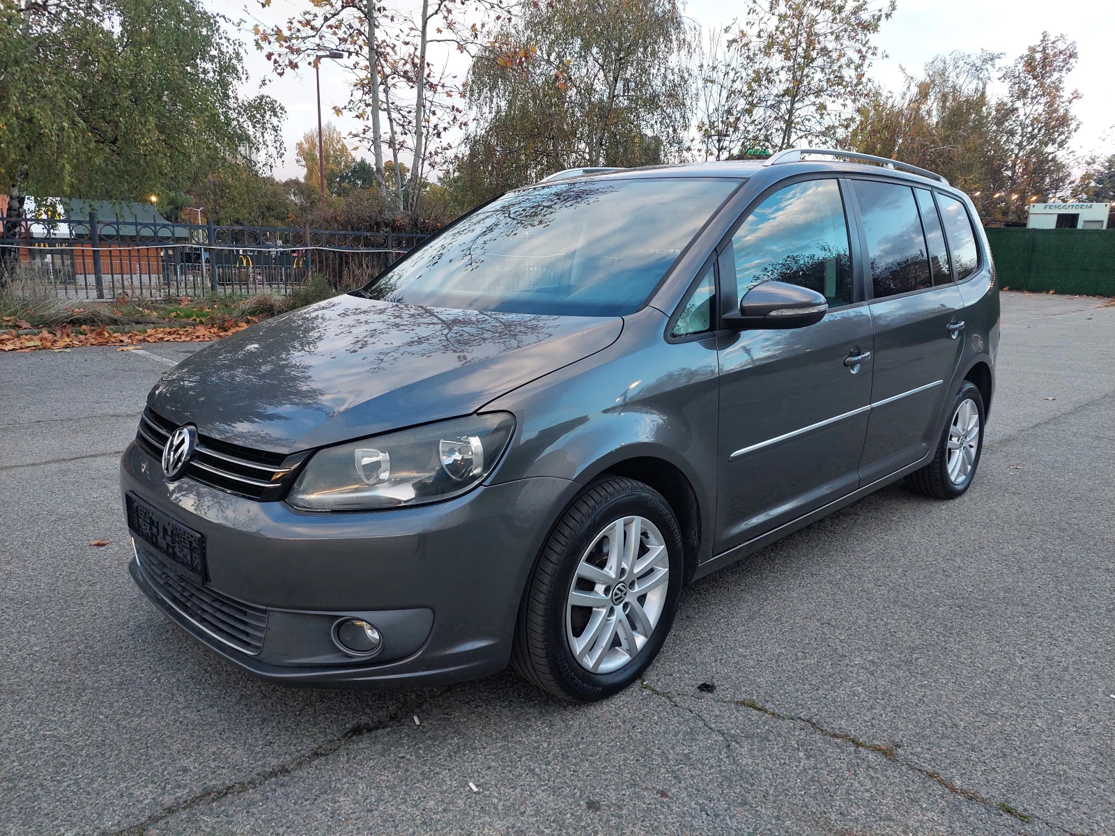 VW Touran 1, 4i 140ps 6ск 7места, снимка 1