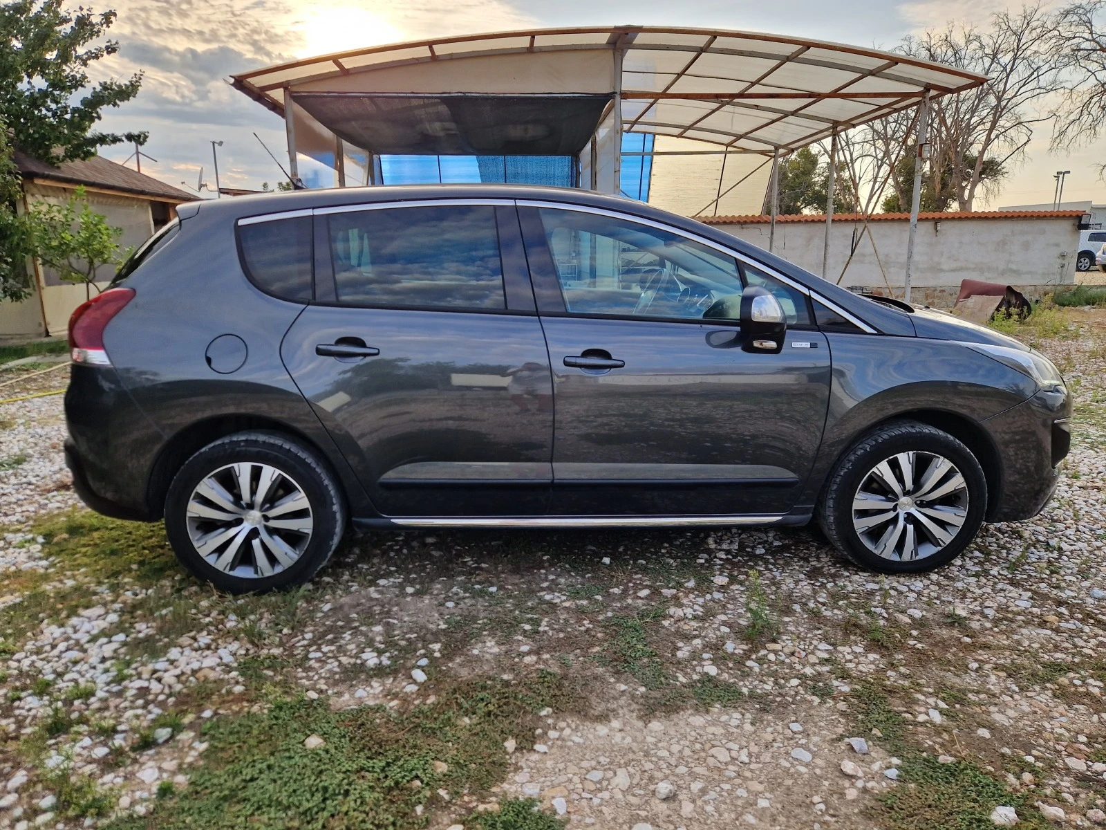 Peugeot 3008 1.6 HDI - изображение 6