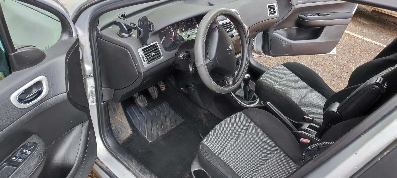 Peugeot 307 SW - изображение 7
