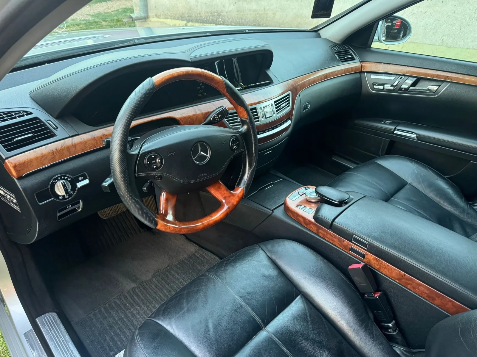 Mercedes-Benz S 320  - изображение 10