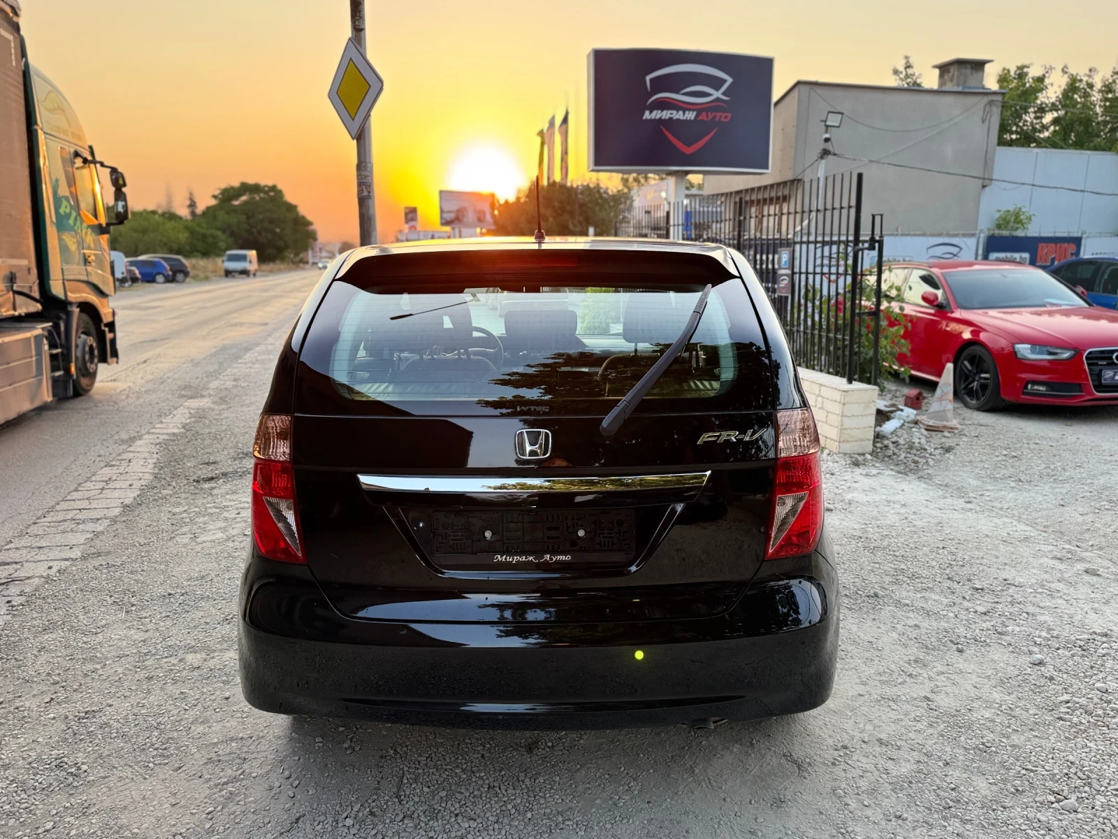Honda Fr-v 6-места* 1.8 16V* Автоматик - изображение 5