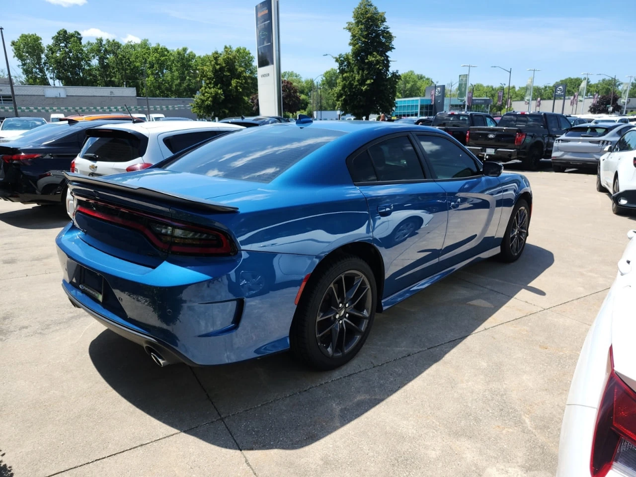 Dodge Charger CARFAX* АВТОФИНАНСИРАНЕ БЕЗ ПЪРВОНАЧАЛНА ВНОСКА - изображение 3