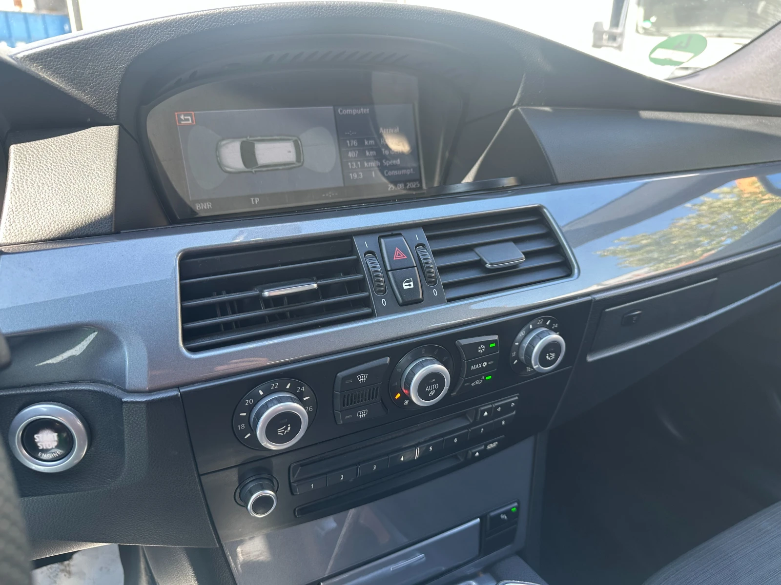 BMW 525 3.0d 197 к.с.  | Mobile.bg — изображение 12