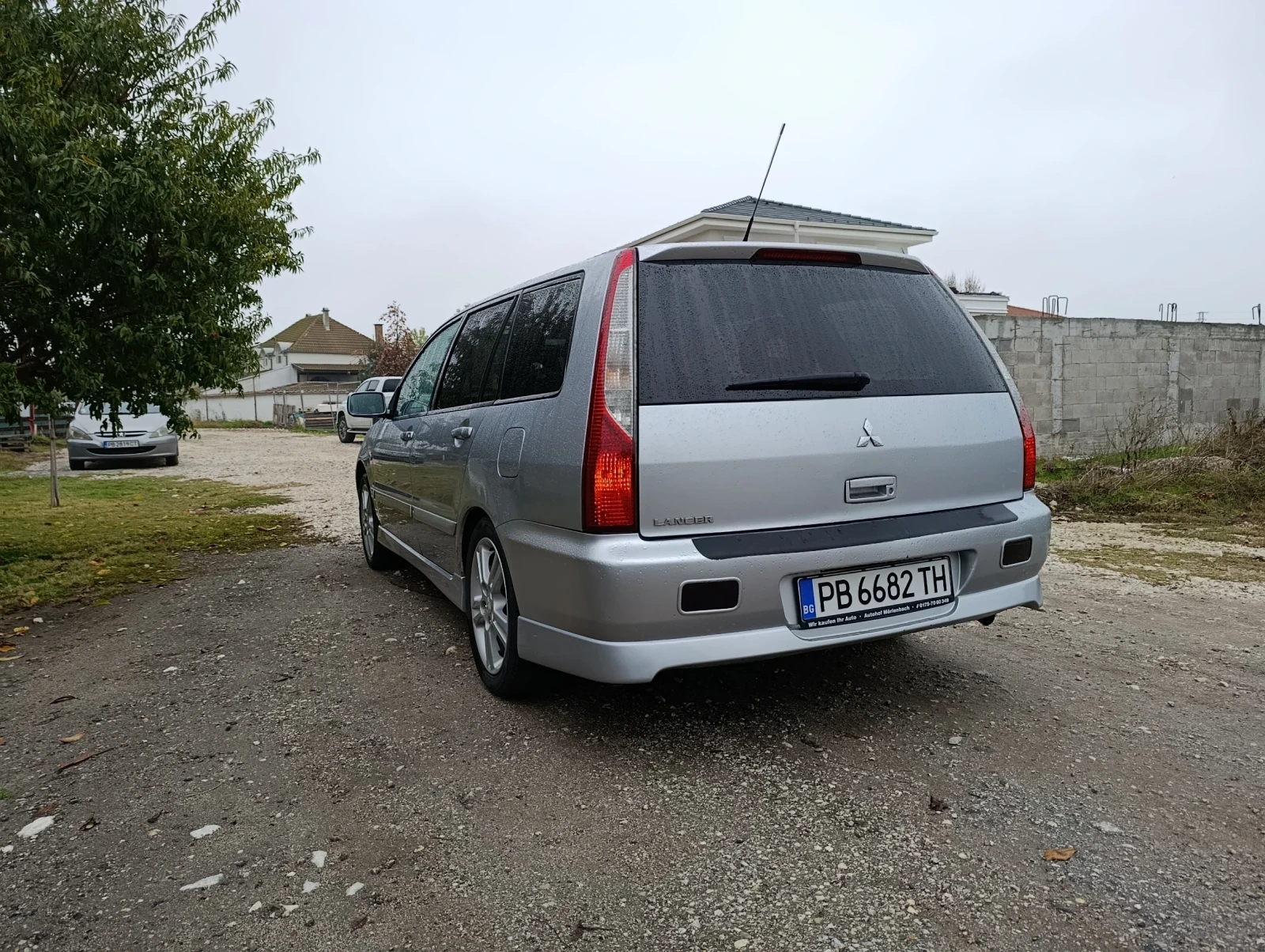 Mitsubishi Lancer 1.6 - изображение 2