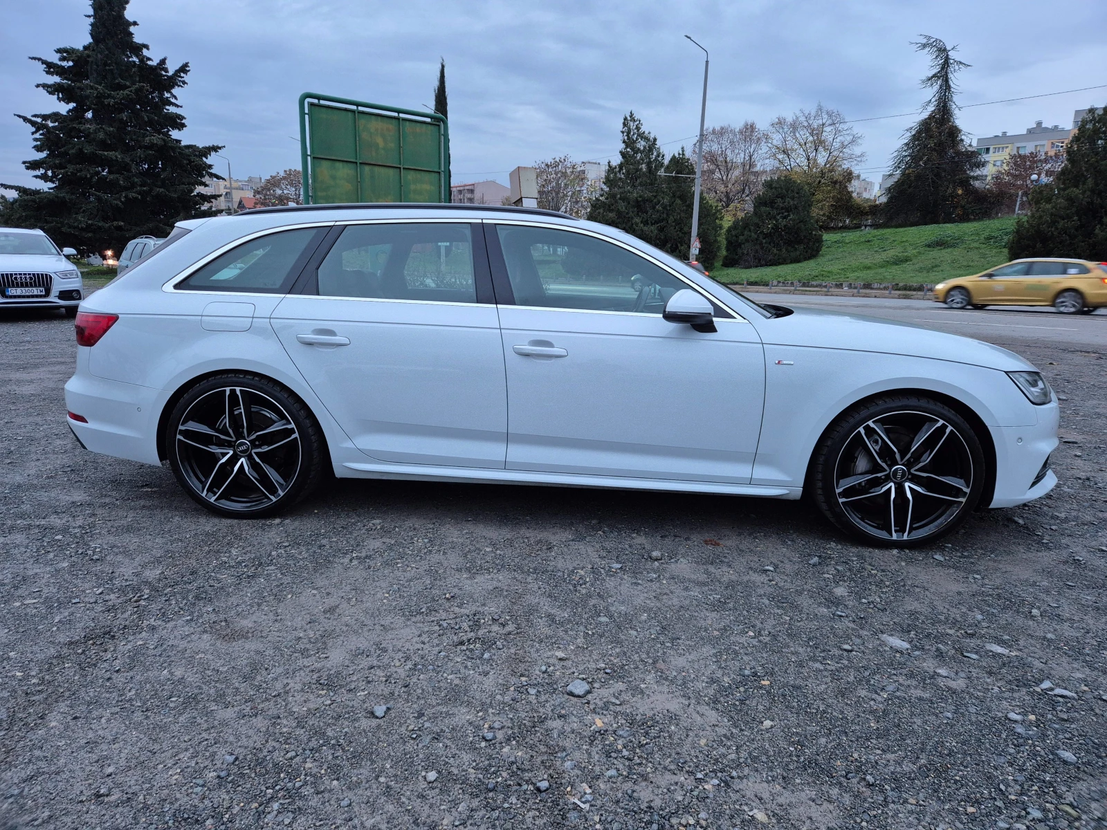 Audi A4 2.0TDI Quattro S-Line - изображение 6