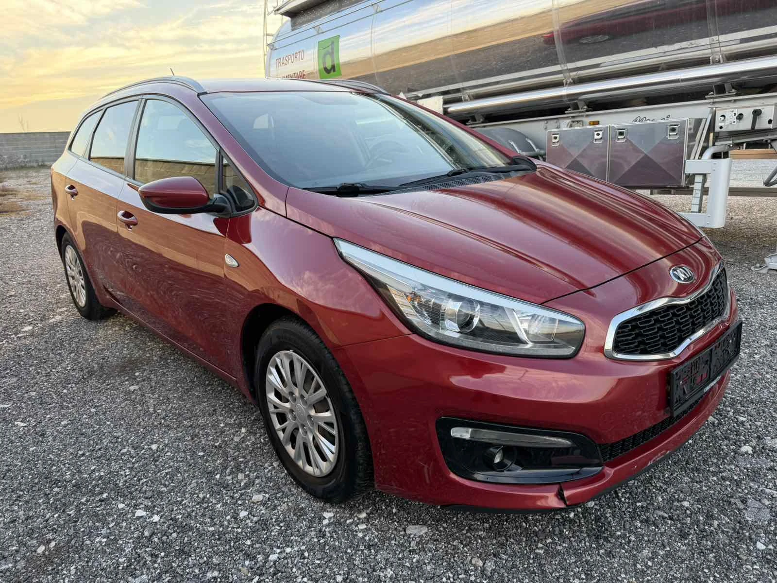 Kia Ceed 1.4 MPI* FACELIFT* NAVI* CAMERA*  | Mobile.bg � ����������� 4