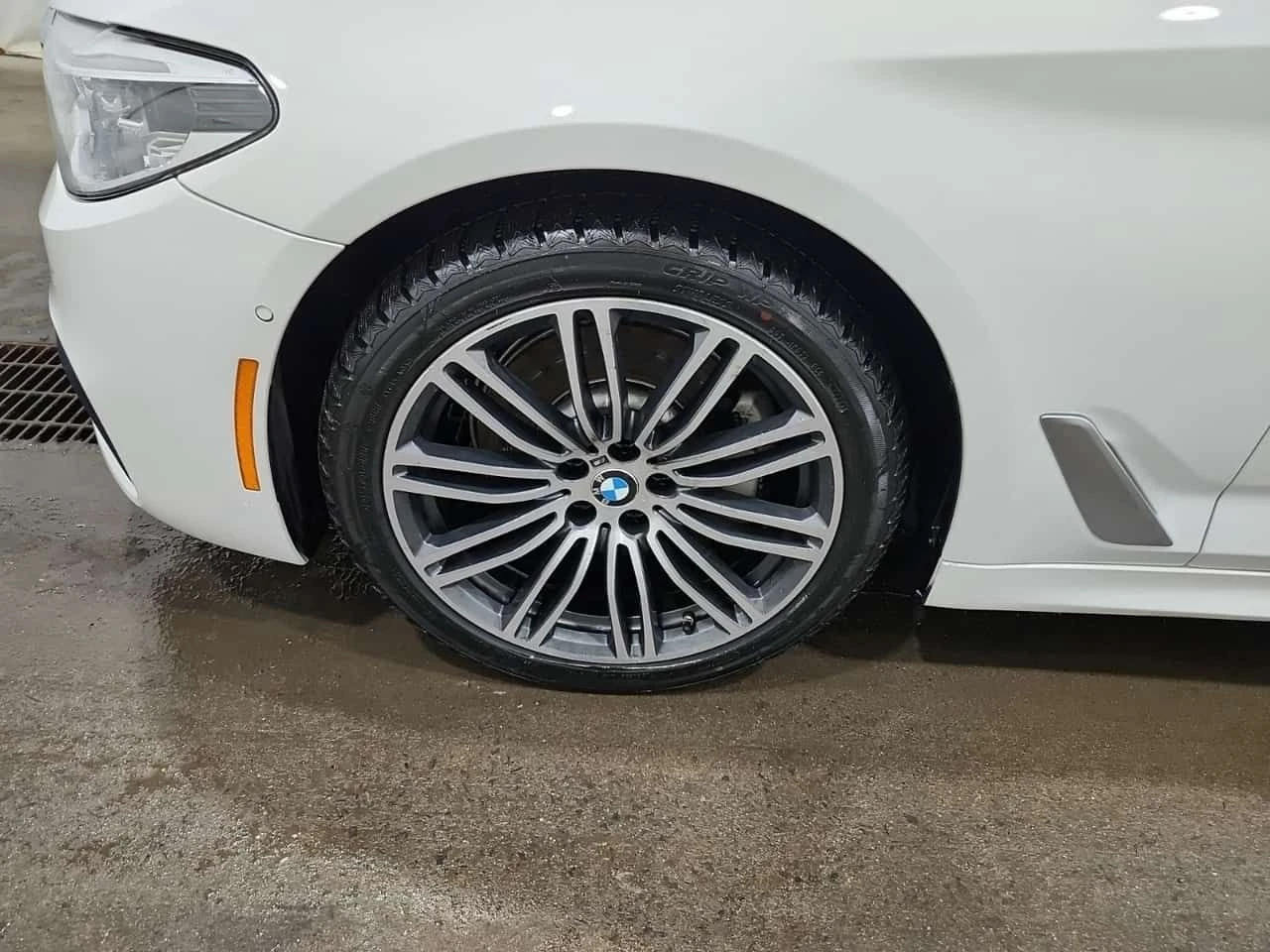 BMW 530 * 530I XDRIVE * CARFAX * ���� �� �� | Mobile.bg � ����������� 14