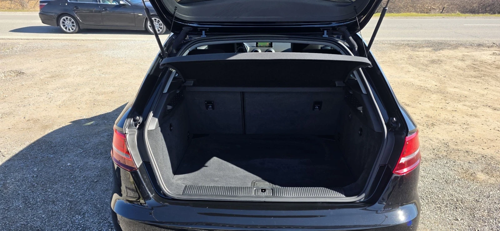 Audi A3 1.6 Tdi Sportback-Automat - изображение 8