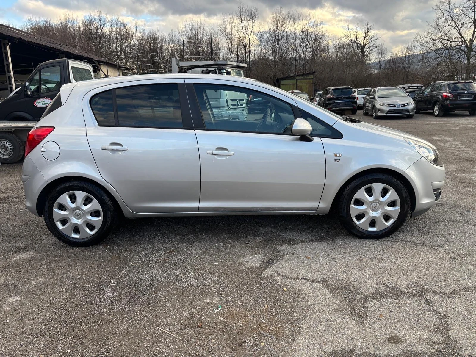 Opel Corsa 1.2 benzin, снимка 5 - Автомобили и джипове - 53805501