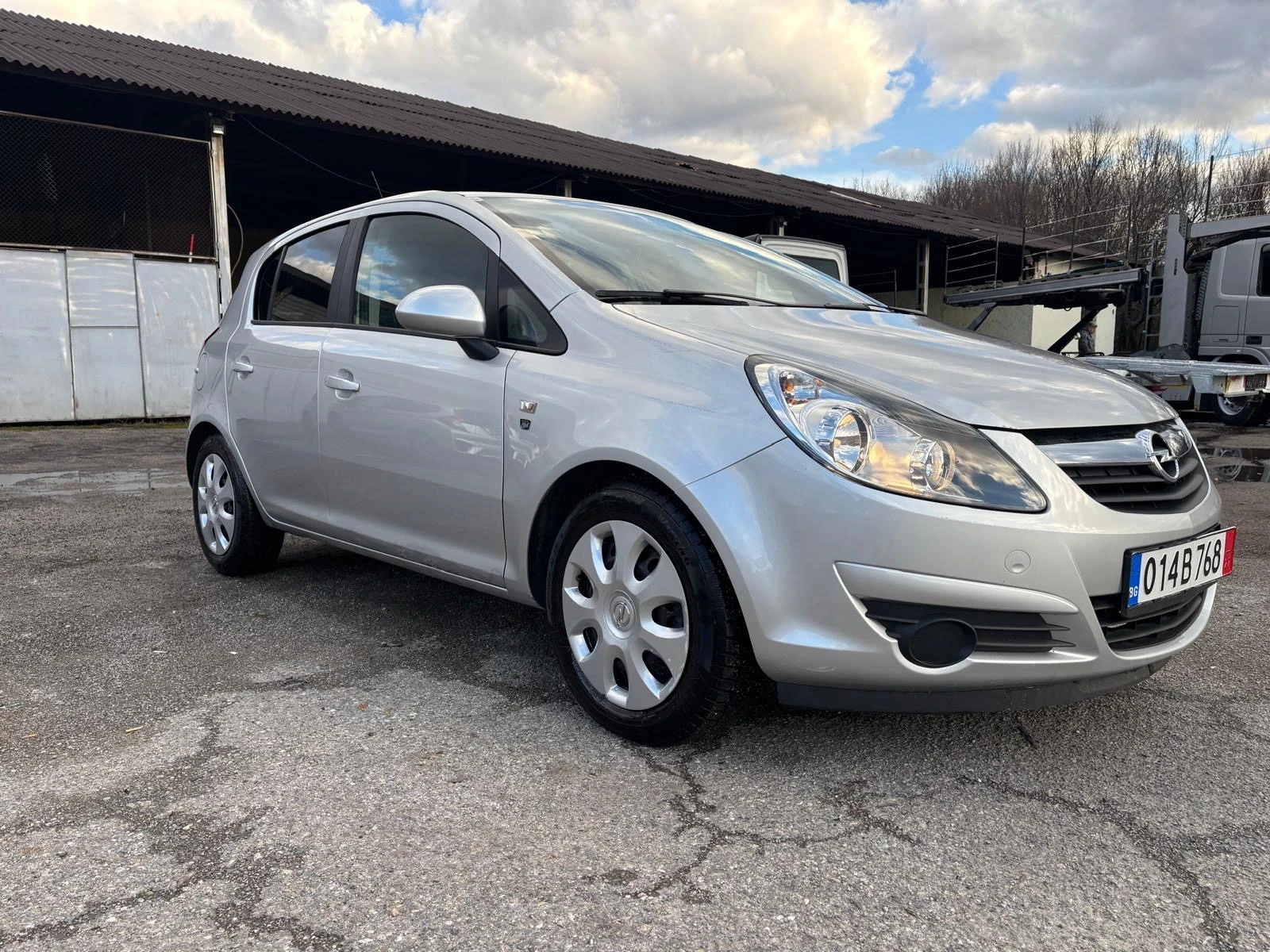 Opel Corsa 1.2 benzin, снимка 15 - Автомобили и джипове - 53805501
