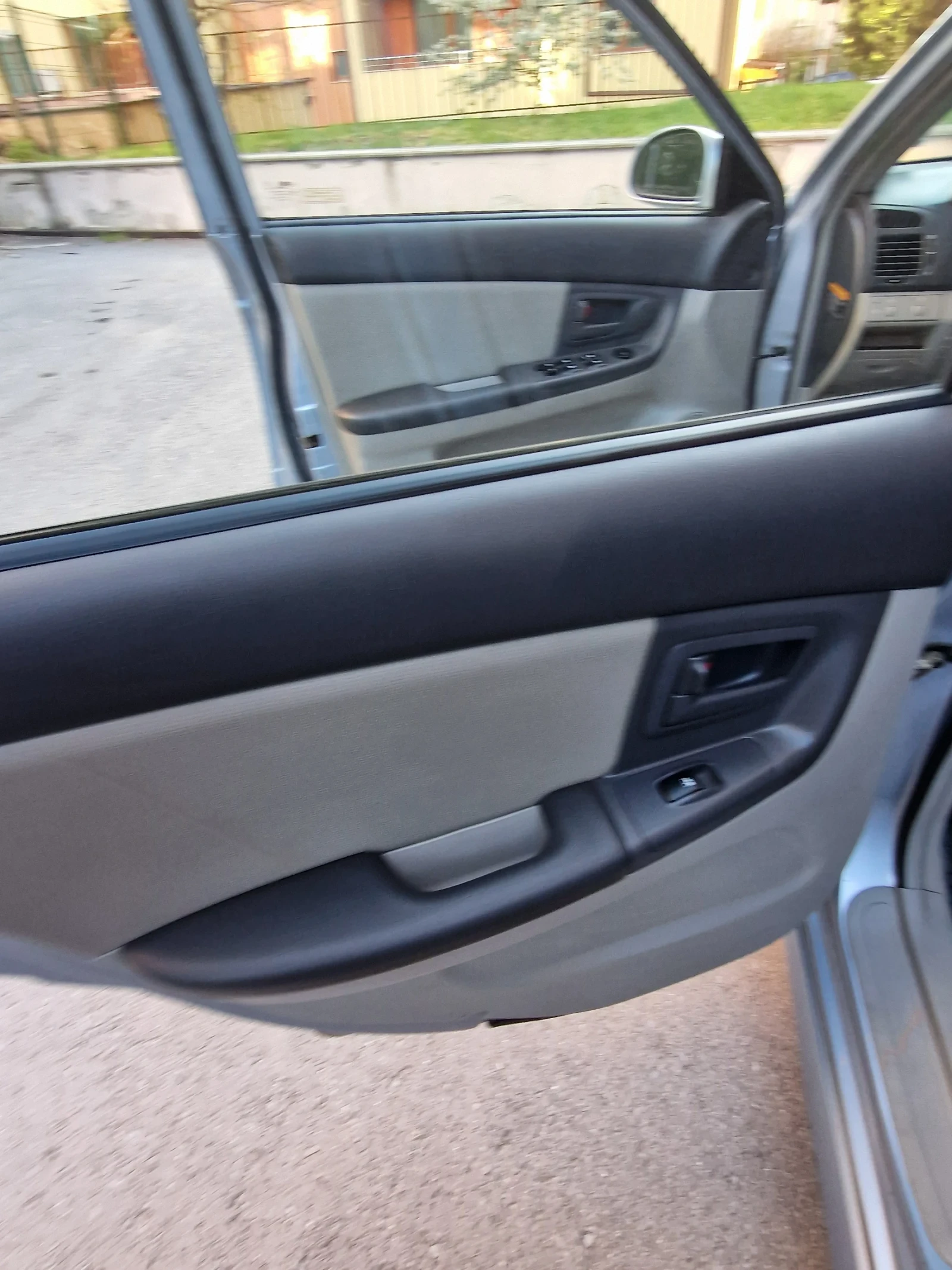 Kia Cerato, снимка 9 - Автомобили и джипове - 54335034