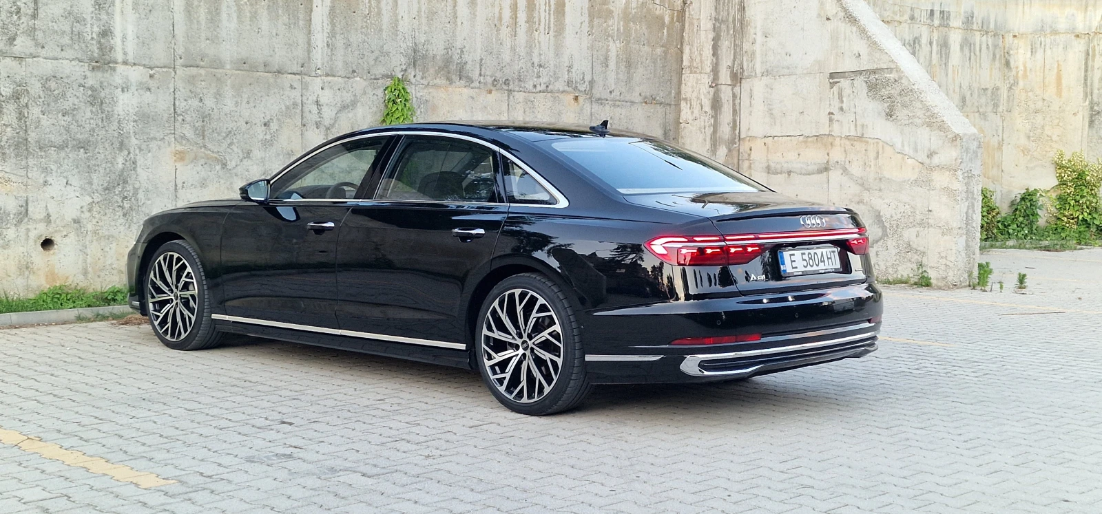 Audi A8 L Exclusive, снимка 5 - Автомобили и джипове - 55054758