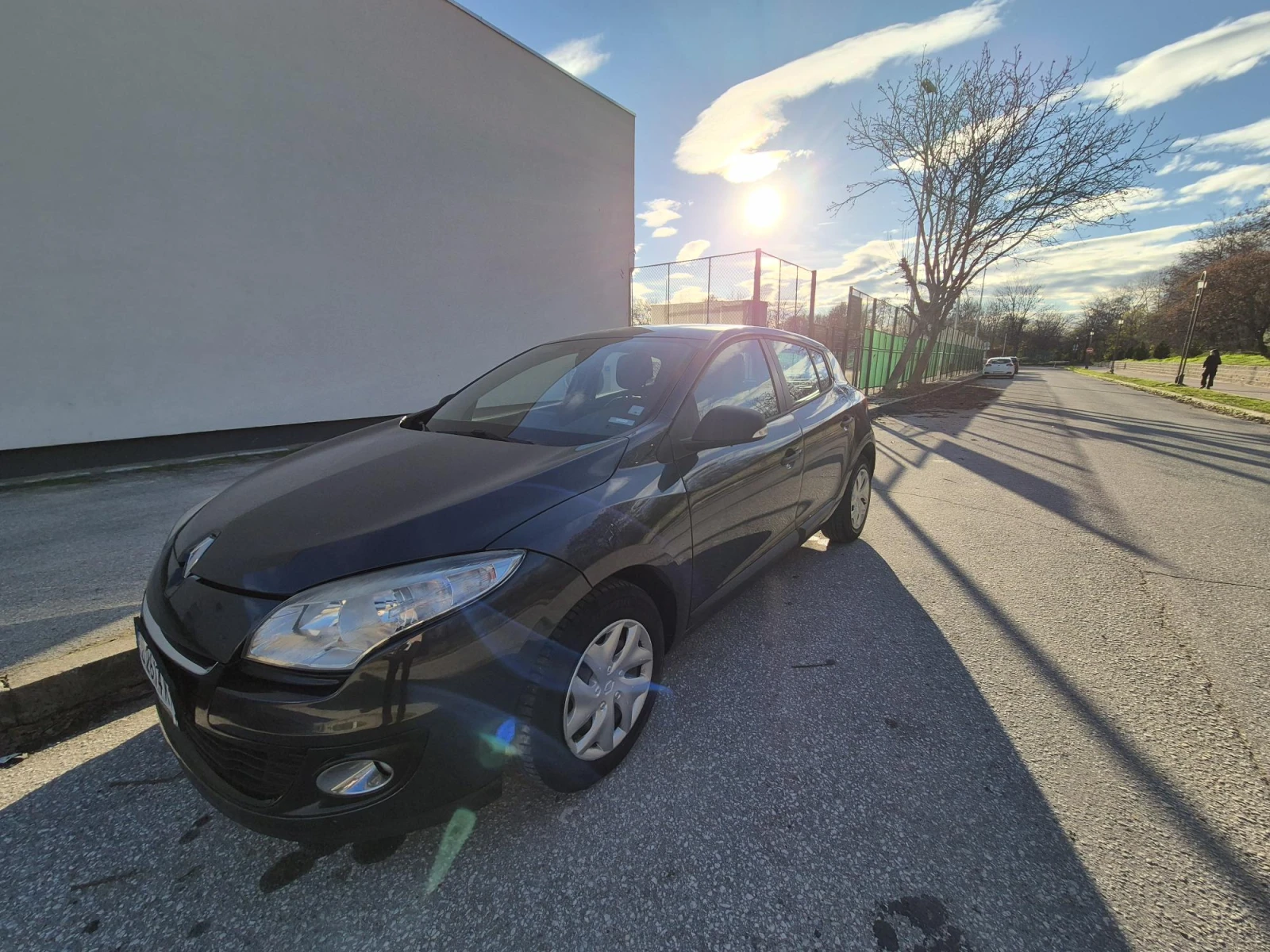 Renault Megane 1.5DCI, снимка 5 - Автомобили и джипове - 55413428