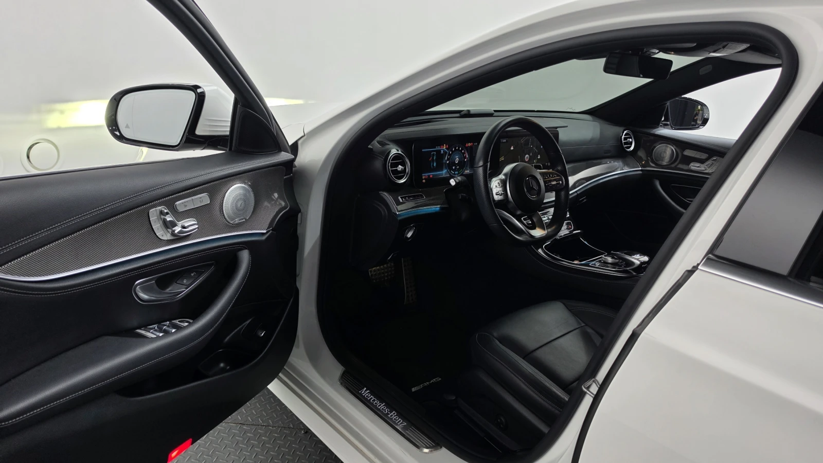 Mercedes-Benz E 350 ЕЛ. БАГАЖНИК* 360* HUD* BLIND SPOT* КРАЙНА ЦЕНА, снимка 10 - Автомобили и джипове - 55435024