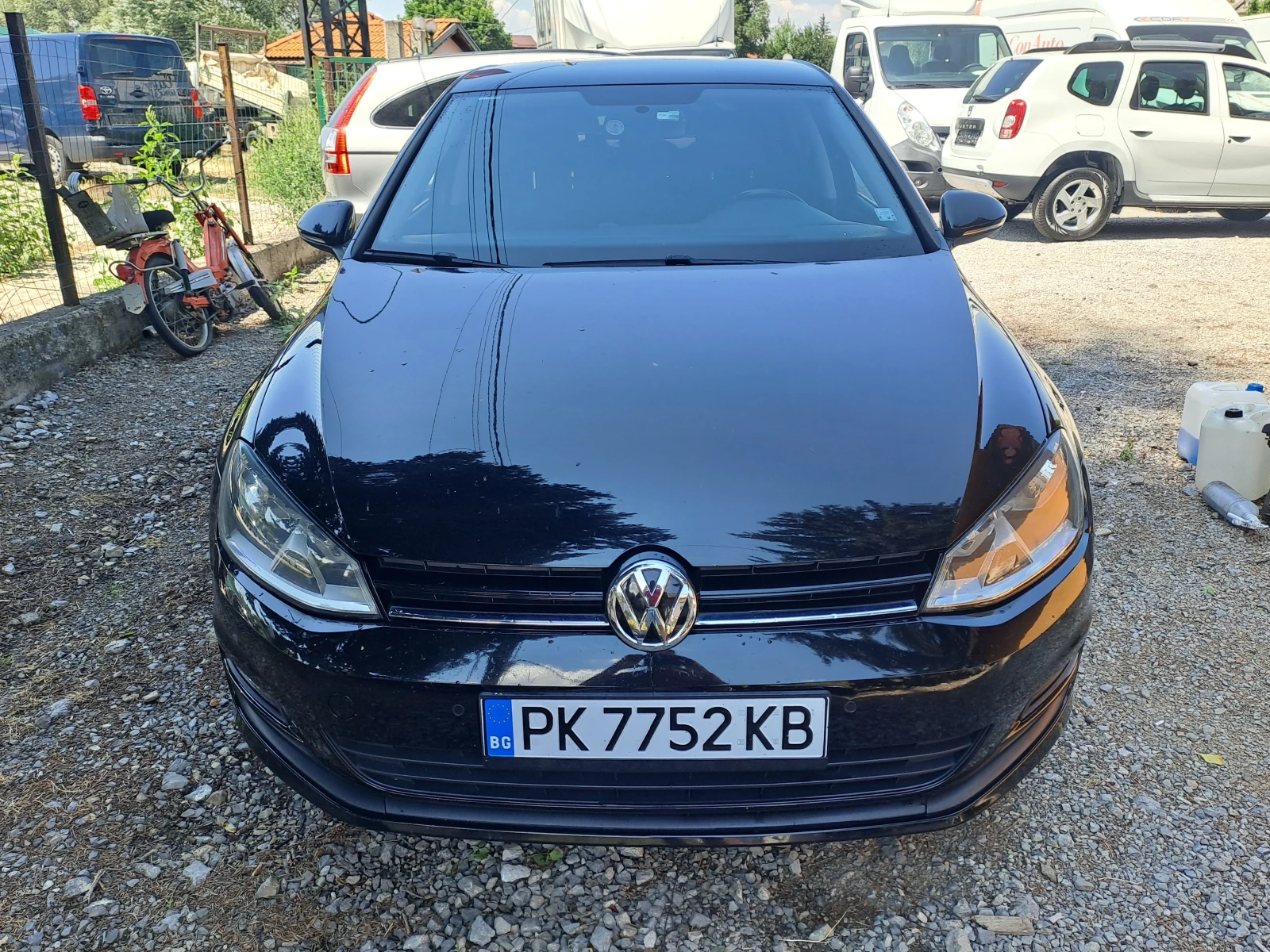 VW Golf 1.6 TDI, снимка 3 - Автомобили и джипове - 55559076