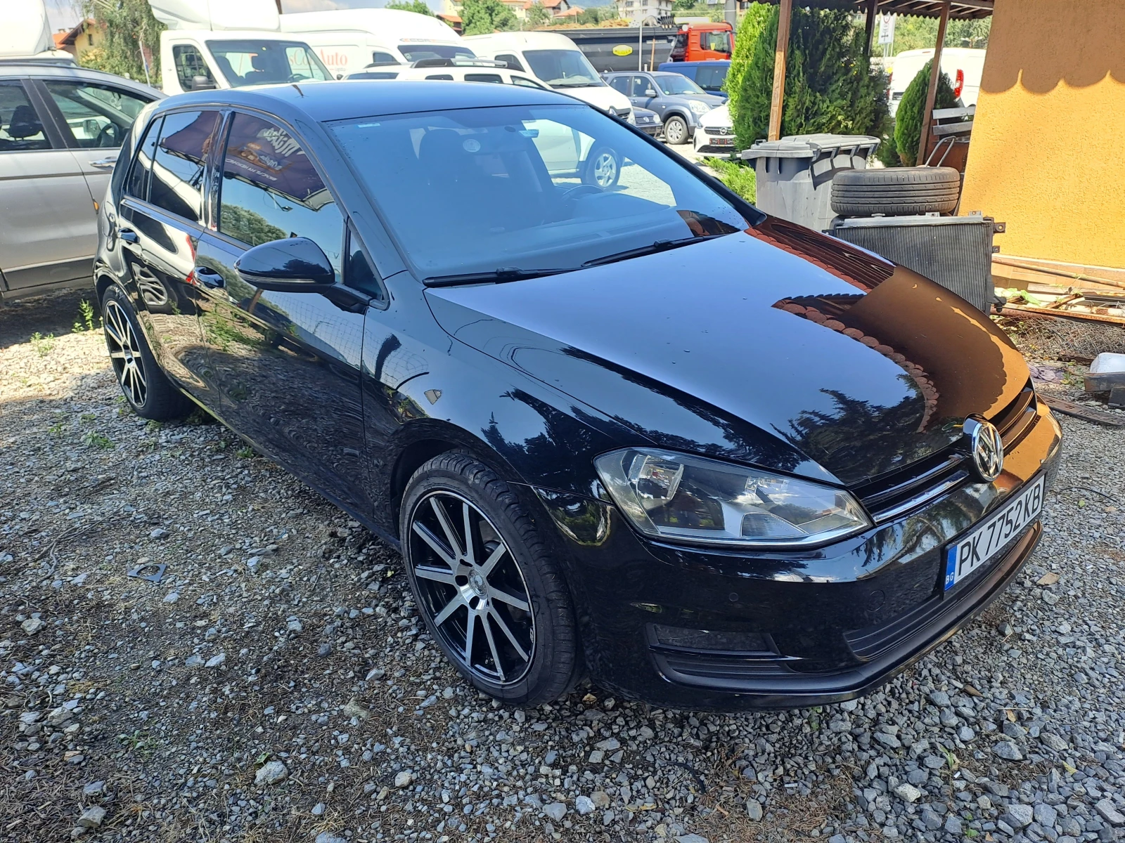 VW Golf 1.6 TDI, снимка 2 - Автомобили и джипове - 55559076