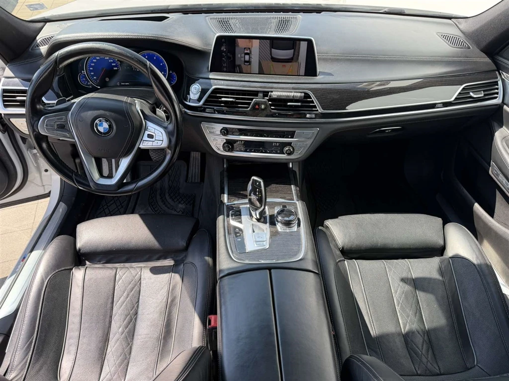 BMW 740 xDrive седан, снимка 6 - Автомобили и джипове - 55948022