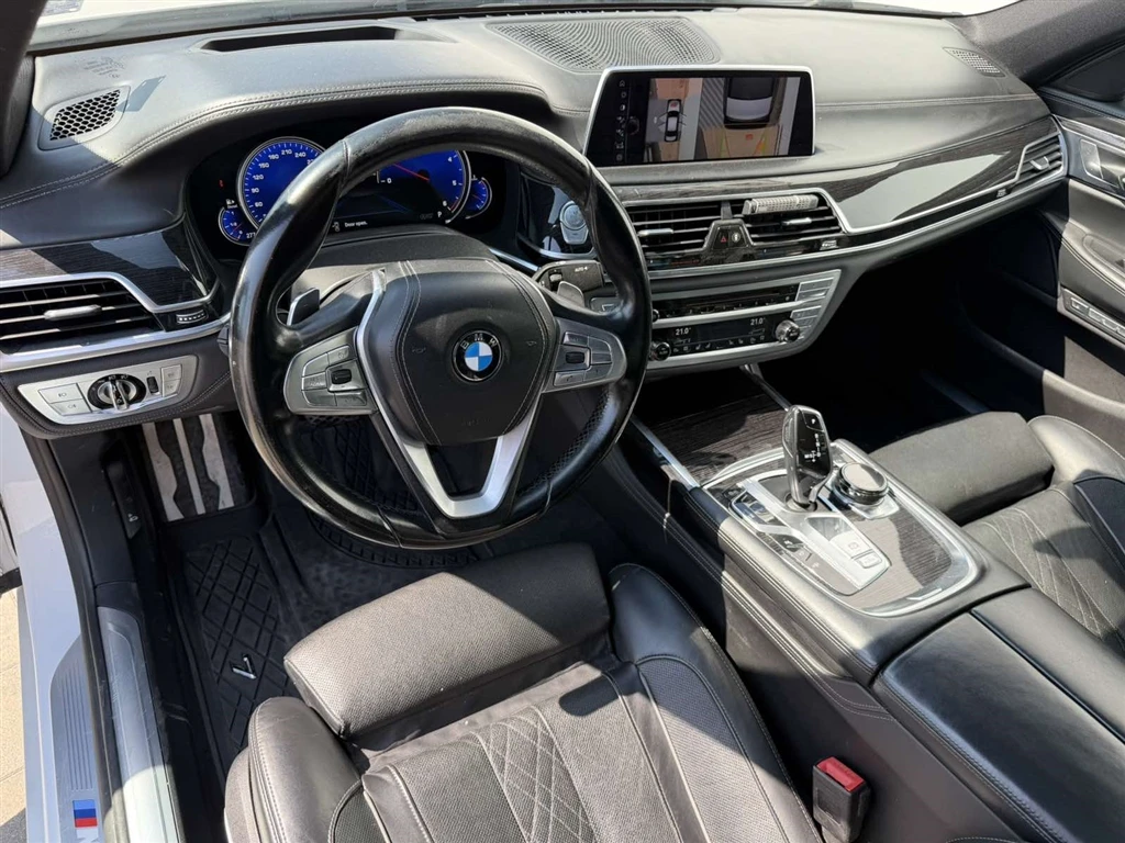BMW 740 xDrive седан, снимка 5 - Автомобили и джипове - 55948022