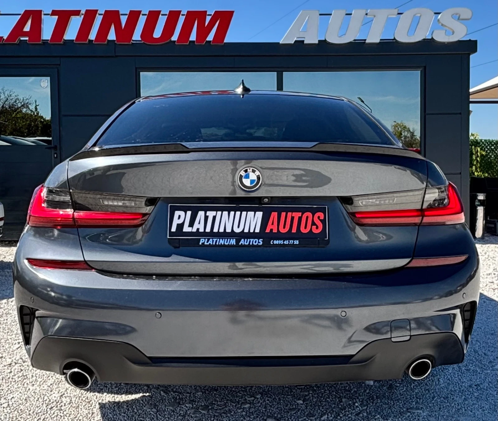 BMW 320 2.0D/LED/M-PACK/NAVI TOUCH/ПОДГРЕВ/TOP, снимка 9 - Автомобили и джипове - 56129169