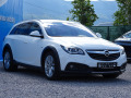 Opel Insignia TOURER 4X4 2.0i 250КС. - изображение 3