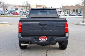 Toyota Tacoma * 4x4 Double Cab Auto * CARFAX * БЕЗ ПЪРВОНАЧАЛНА , снимка 4