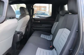 Toyota Tacoma * 4x4 Double Cab Auto * CARFAX * БЕЗ ПЪРВОНАЧАЛНА , снимка 10