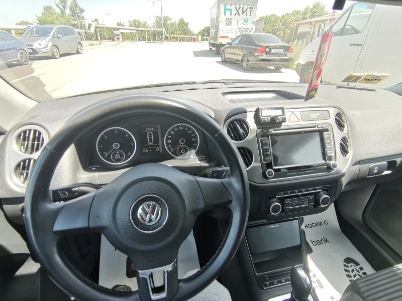 VW Tiguan EURO 5, DSG 4X4 2.0TDi, 2 БРОЯ , снимка 13 - Автомобили и джипове - 46336495