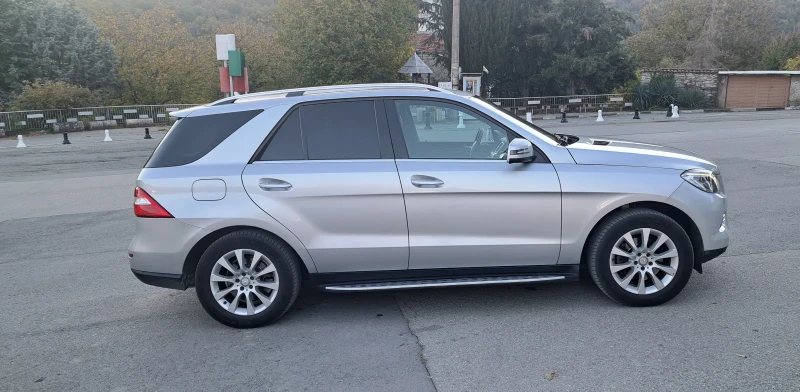 Mercedes-Benz ML 350 4MATIC, снимка 5 - Автомобили и джипове - 47846981