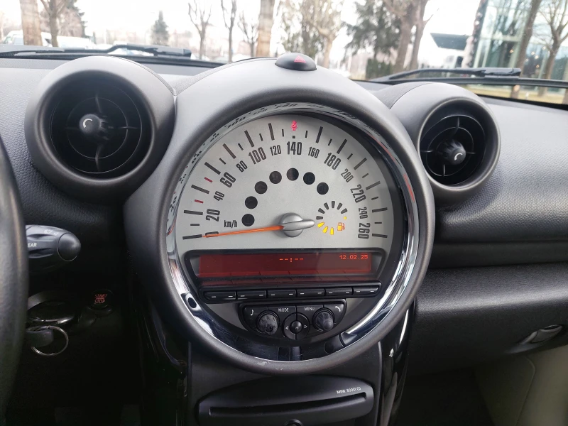 Mini Countryman 2, 0d 4x4 КОЖА, снимка 11 - Автомобили и джипове - 49162931