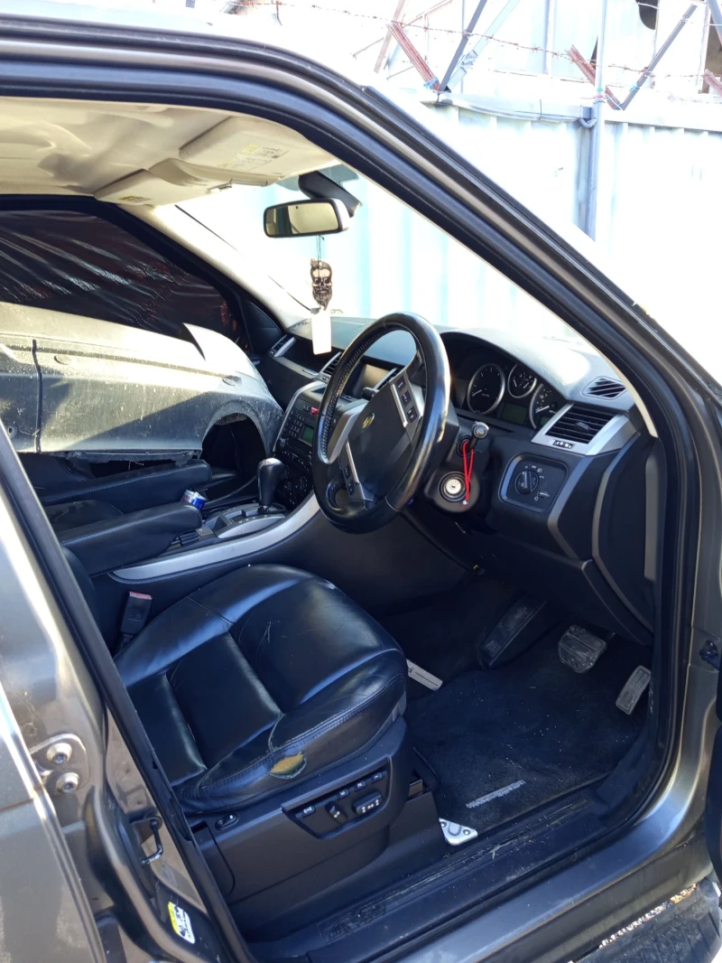 Land Rover Range Rover Sport 2.7, снимка 10 - Автомобили и джипове - 52205476