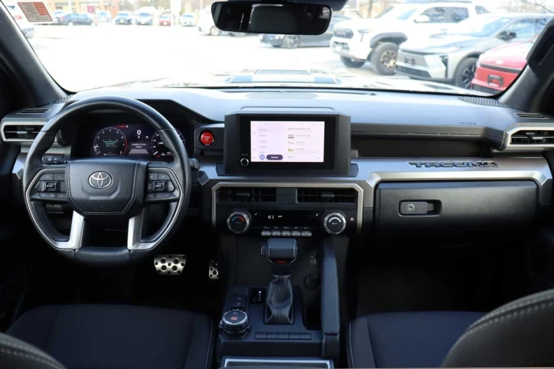 Toyota Tacoma * 4x4 Double Cab Auto * CARFAX * БЕЗ ПЪРВОНАЧАЛНА , снимка 9 - Автомобили и джипове - 52990857