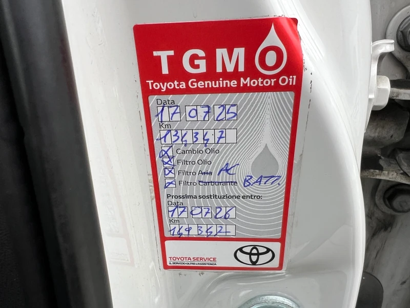 Toyota C-HR 1.8HYBRID, LOUNGE, FULL SERVIVE TOYOTA-KATO HOB!, снимка 16 - Автомобили и джипове - 53361178