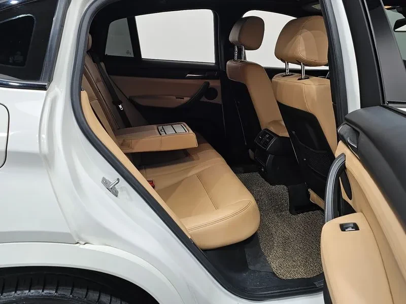BMW X4 2.0d, снимка 11 - Автомобили и джипове - 54604907