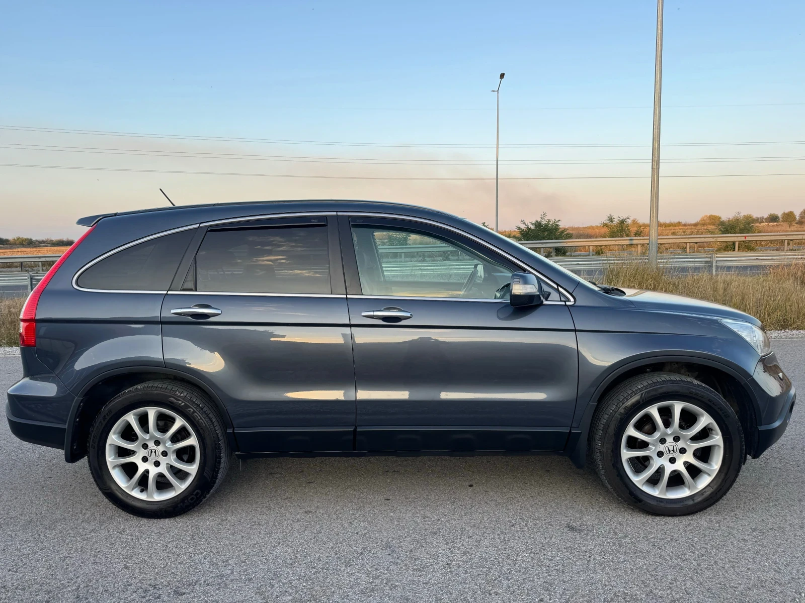 Honda Cr-v 2.0 i-VTEC / EXECUTIVE / AVTOMAT/ PANORAMA / NAVI  - изображение 5