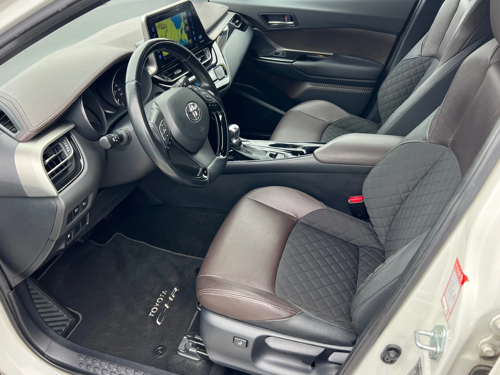 Toyota C-HR 1.8HYBRID, LOUNGE, FULL SERVIVE TOYOTA-KATO HOB! | Mobile.bg � ����������� 9