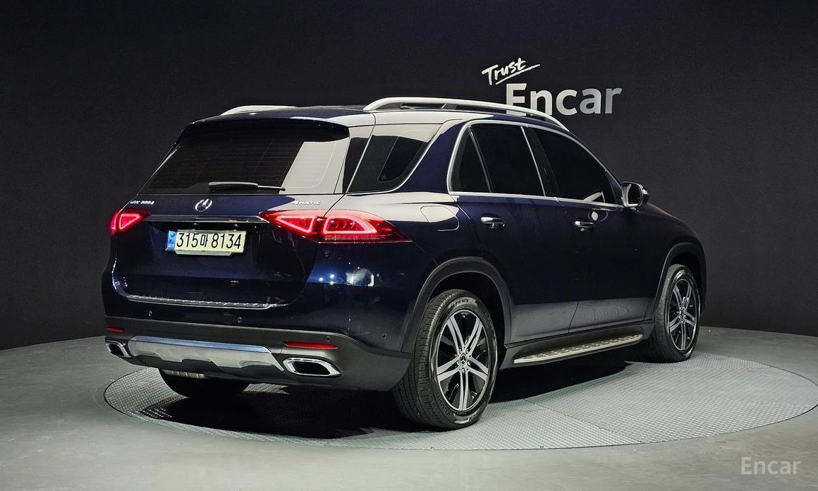Mercedes-Benz GLE 300  - изображение 2